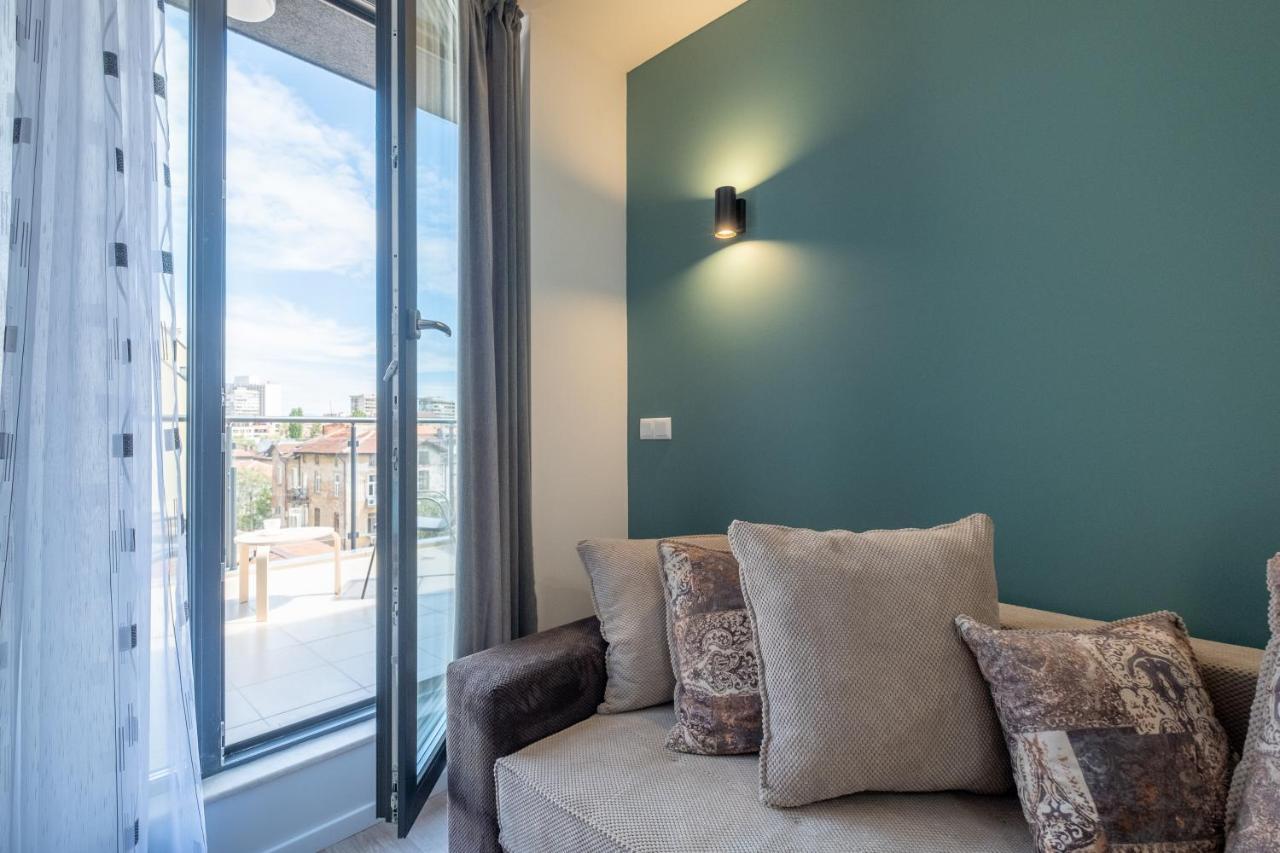 Large Terrace In Old Center Of Sofia By Flat Mаnager Appartement Buitenkant foto