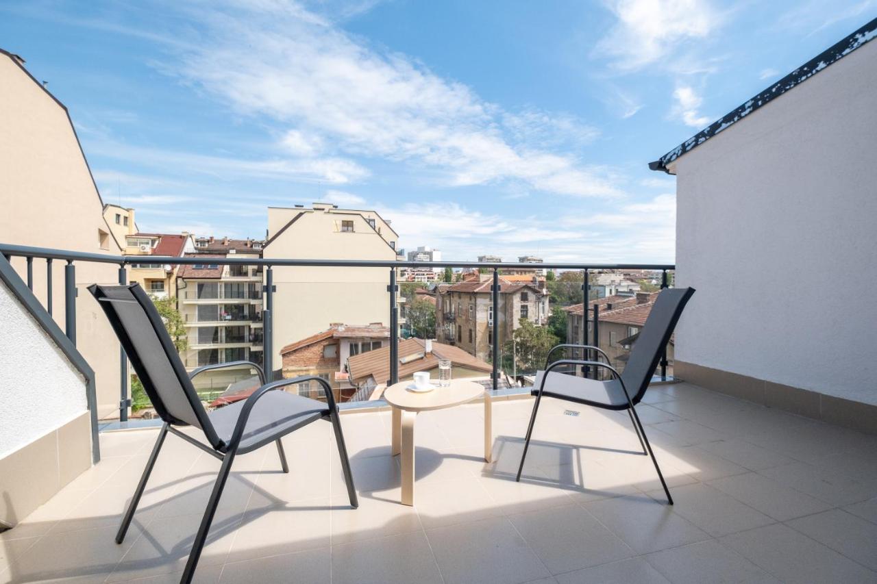 Large Terrace In Old Center Of Sofia By Flat Mаnager Appartement Buitenkant foto