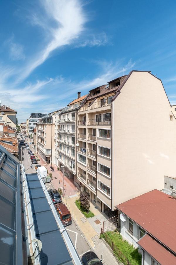 Large Terrace In Old Center Of Sofia By Flat Mаnager Appartement Buitenkant foto